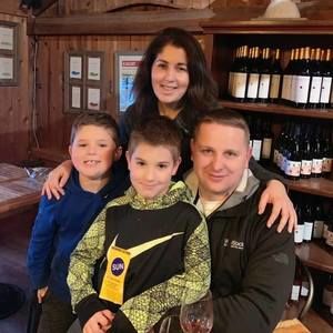 Meet your Posher, Enza